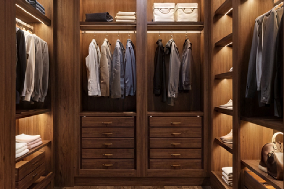 //www.royaljoinery.ae/wp-content/uploads/2025/05/01New-Joinery_Wardrobes.jpg